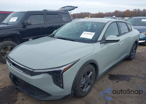 2025 Kia K4 Lxs from USA, damaged, VIN 3KPFT4DE2SE161524